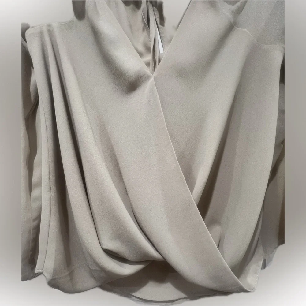 Wrap-Front Open Shoulder - Picture 8 of 13